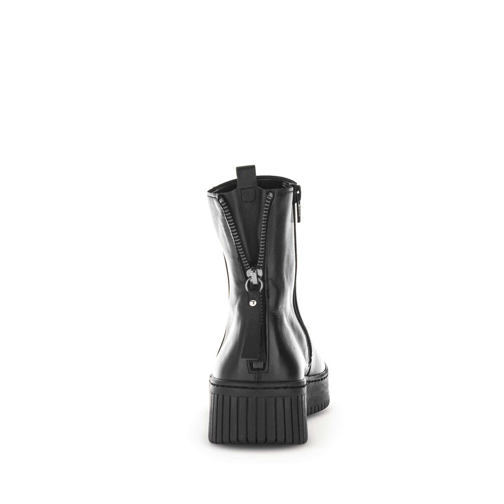 Gabor 33.631 Tower