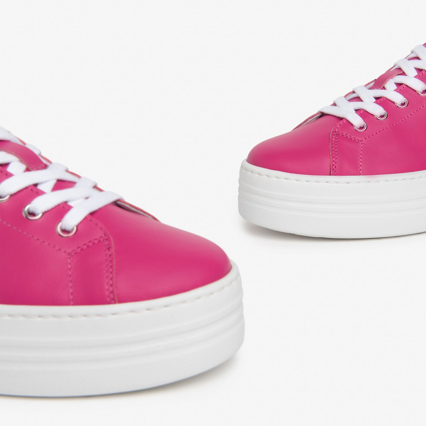 NeroGiardini E406520D Capraia Bow