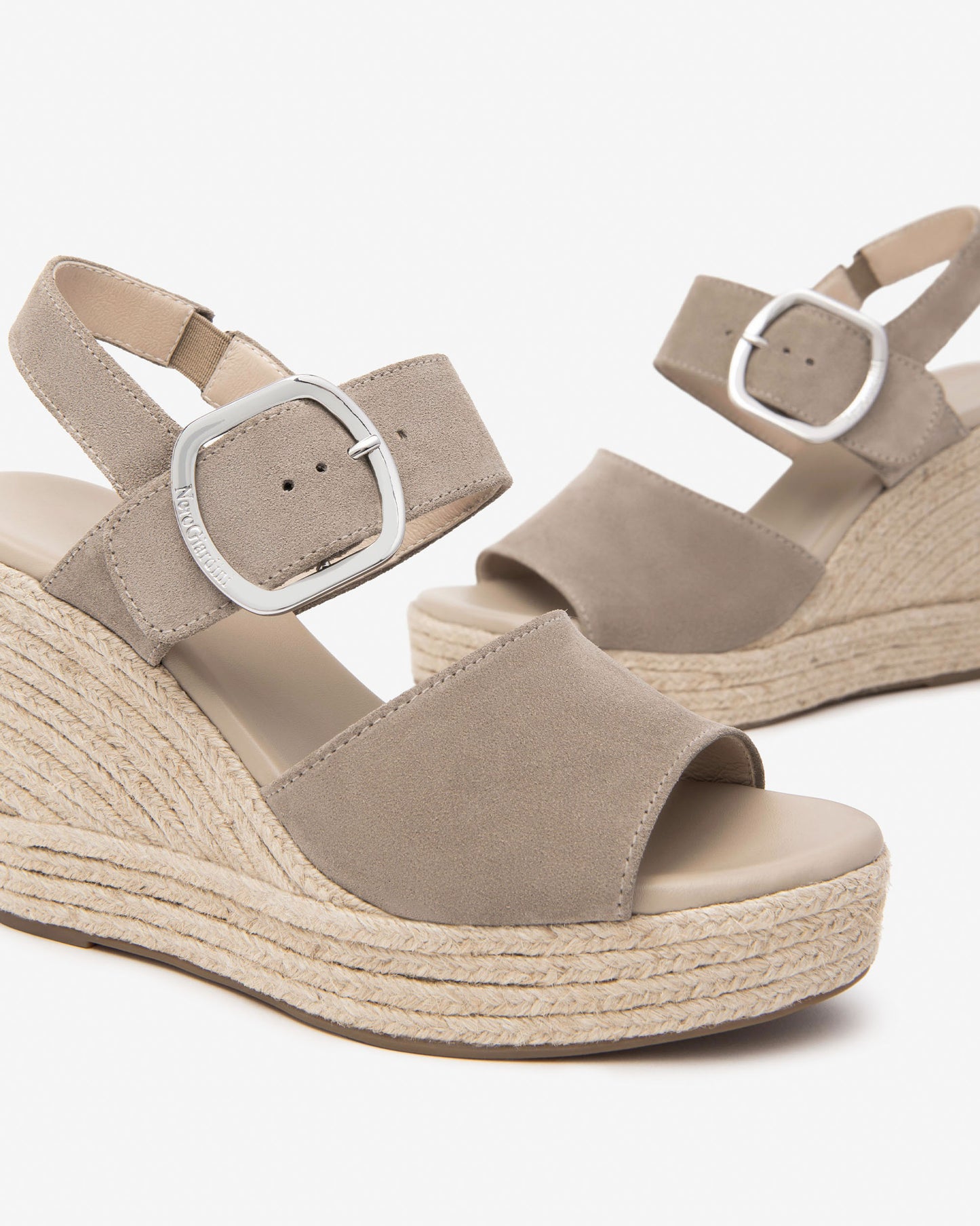 NeroGiardini E513590D