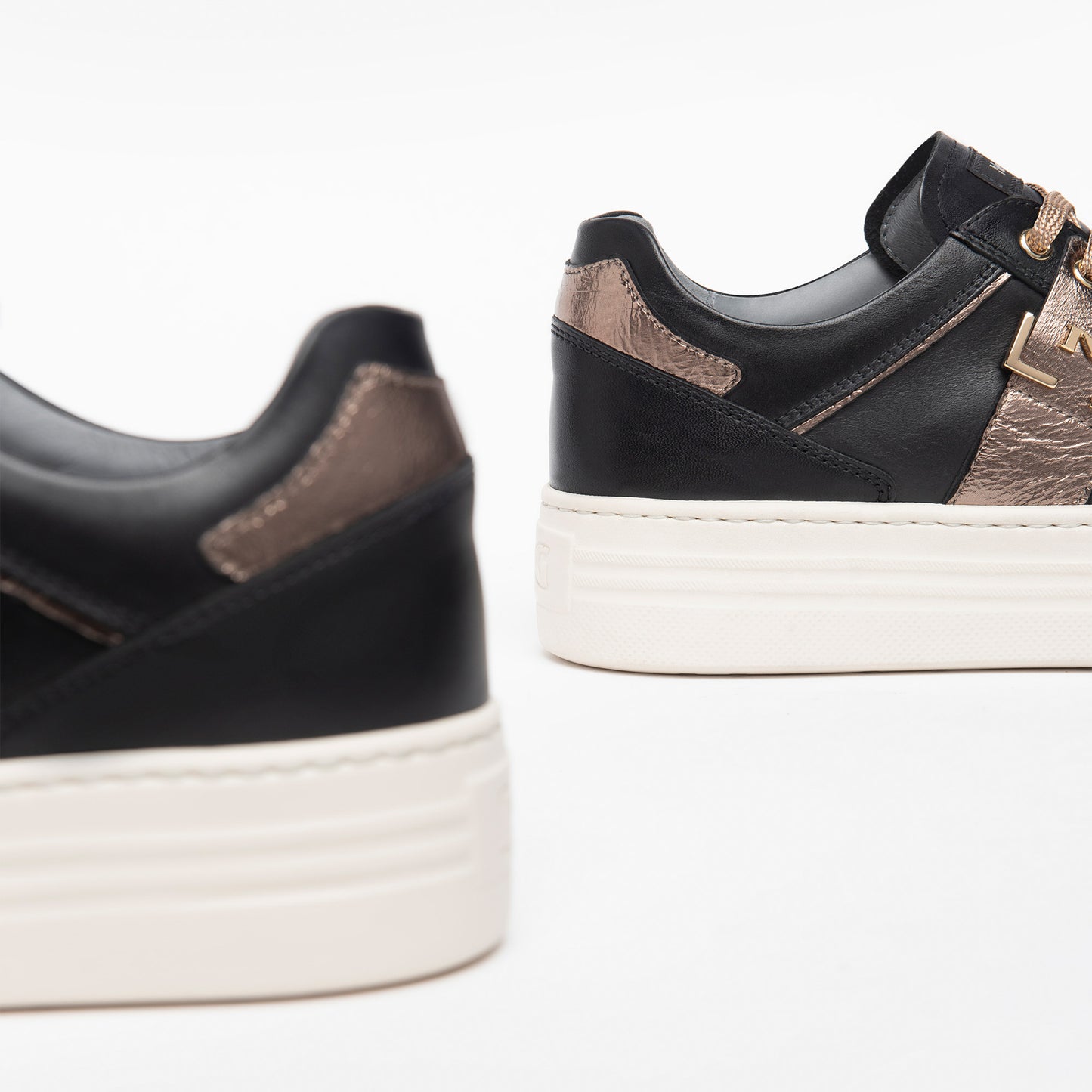 NeroGiardini I308412D