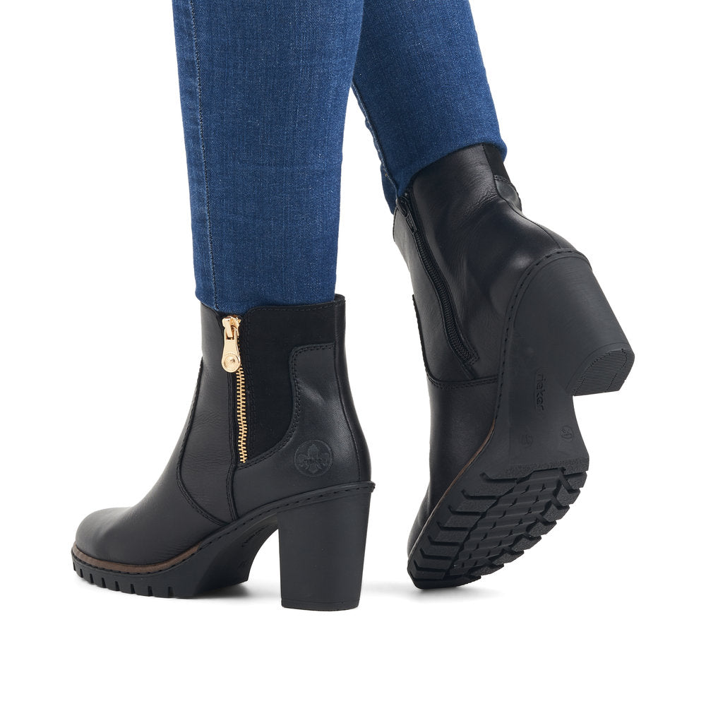 Rieker Y2557