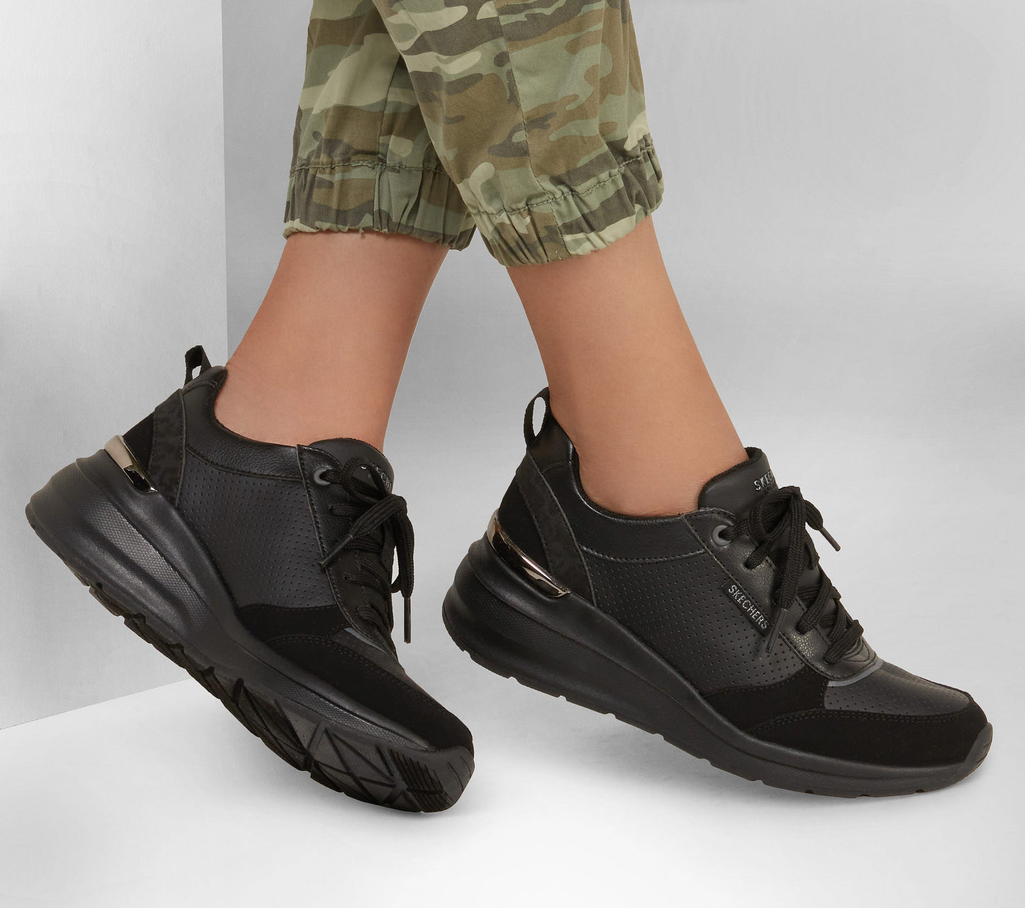 Skechers 155616 Billion