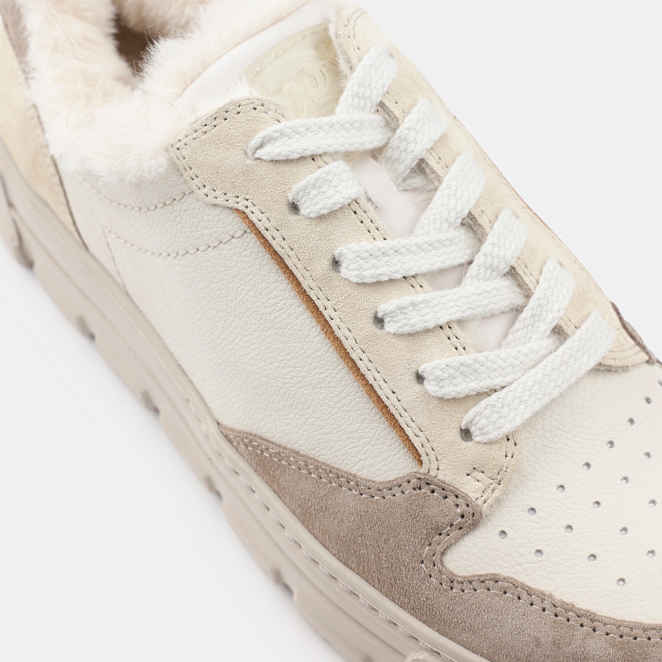 Faux leather 2024 sneakers womens