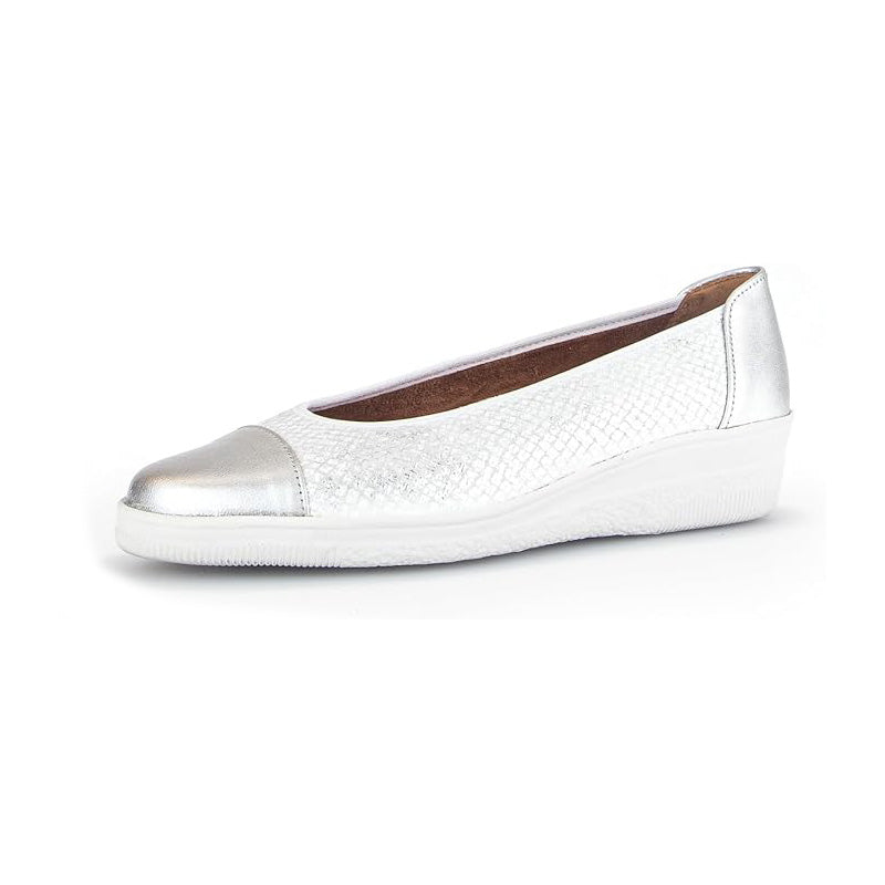 Gabor hot sale silver pumps