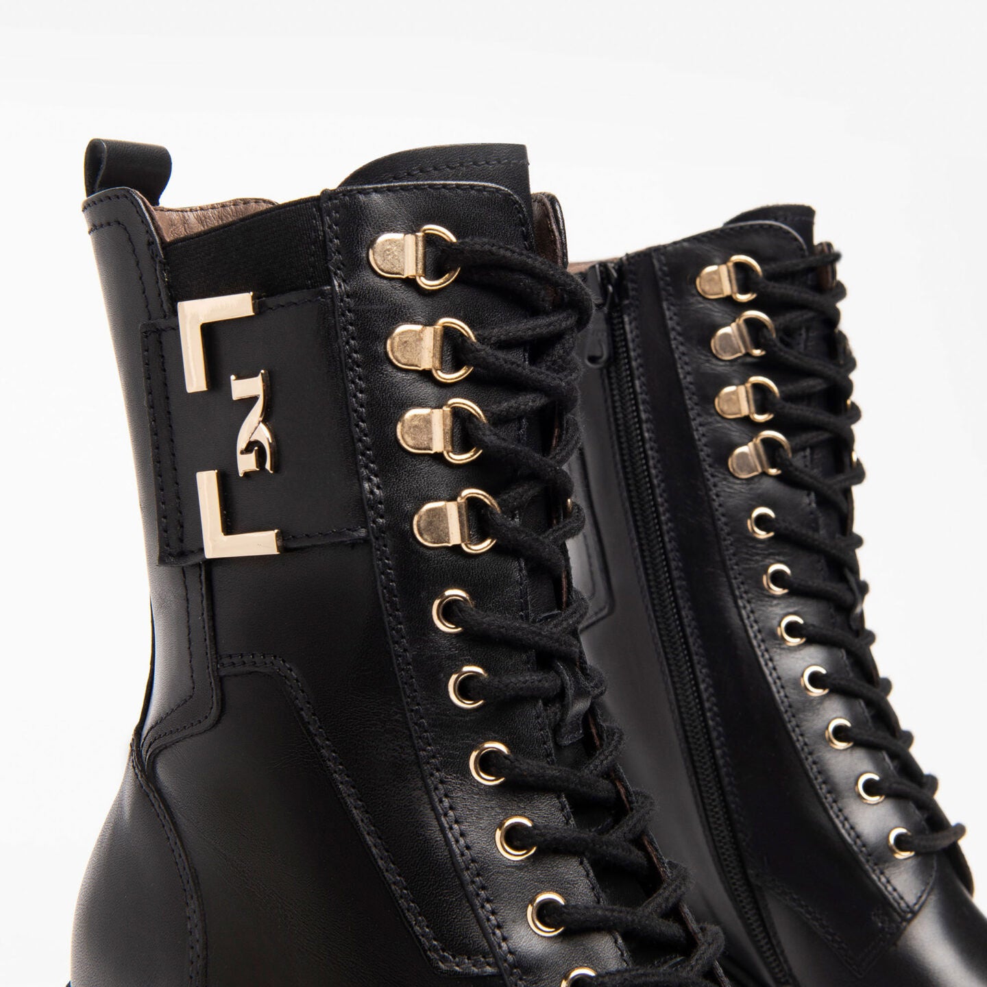 Chunky heel hotsell biker boots