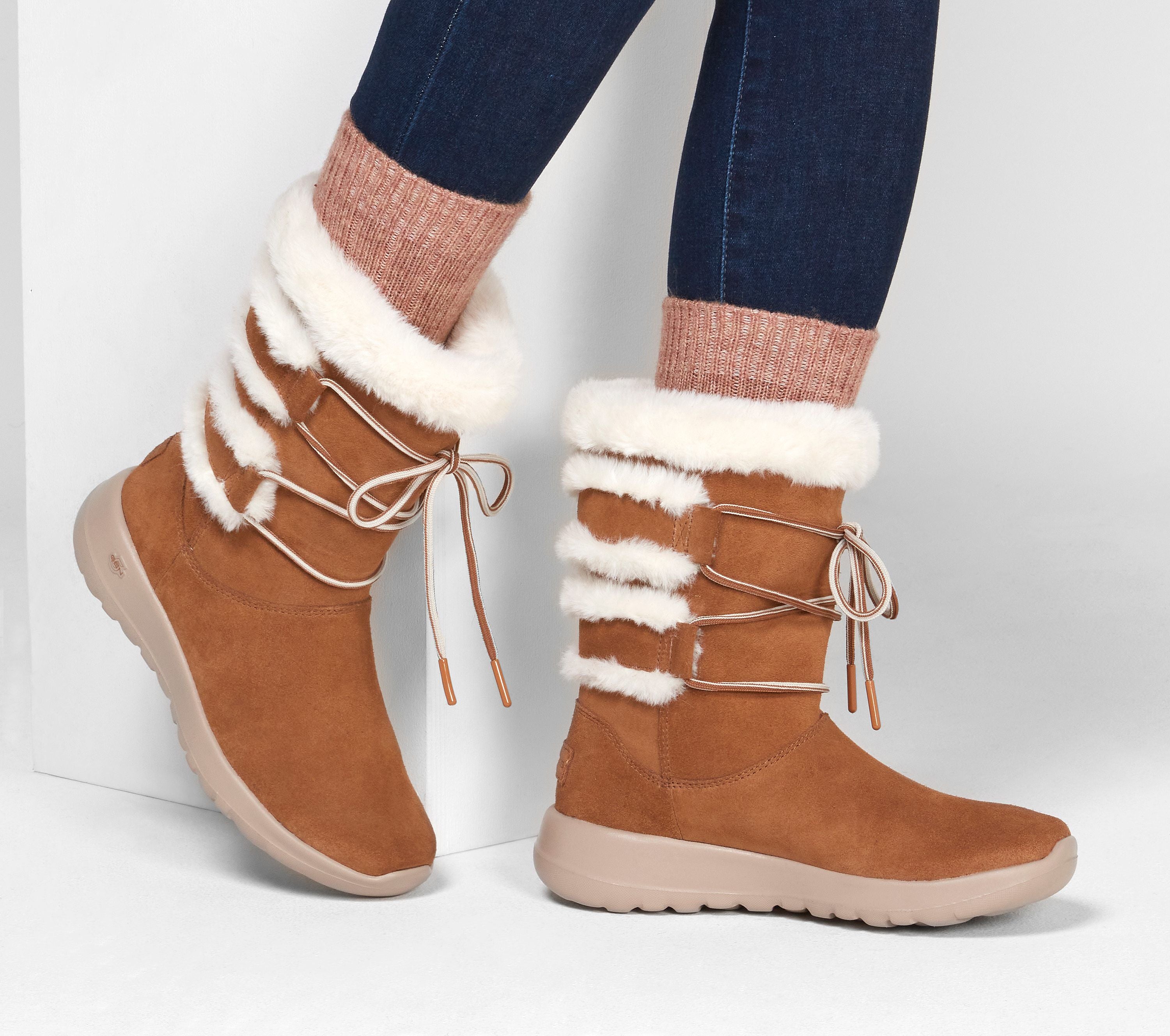 Skechers deals ugg boots