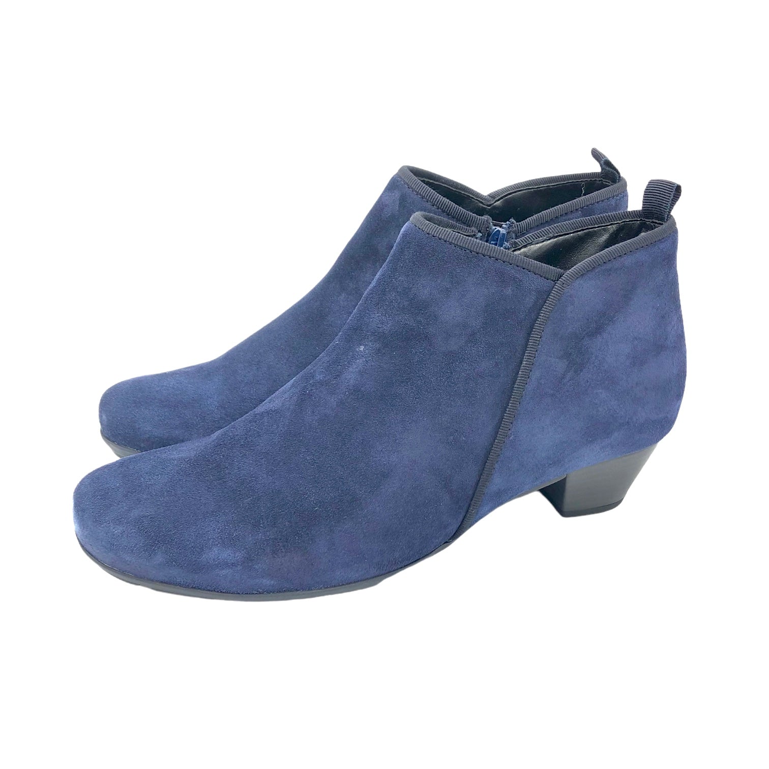 Ministerium Parat Mindst Gabor Trudy soft blue suede leather booties with dressy low heel – Arnouts  Shoes